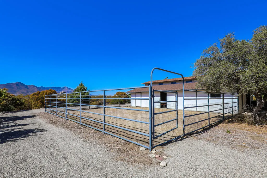 67079 Ribbonwood Drive, Mountain Center, California 92561 home-pic-45