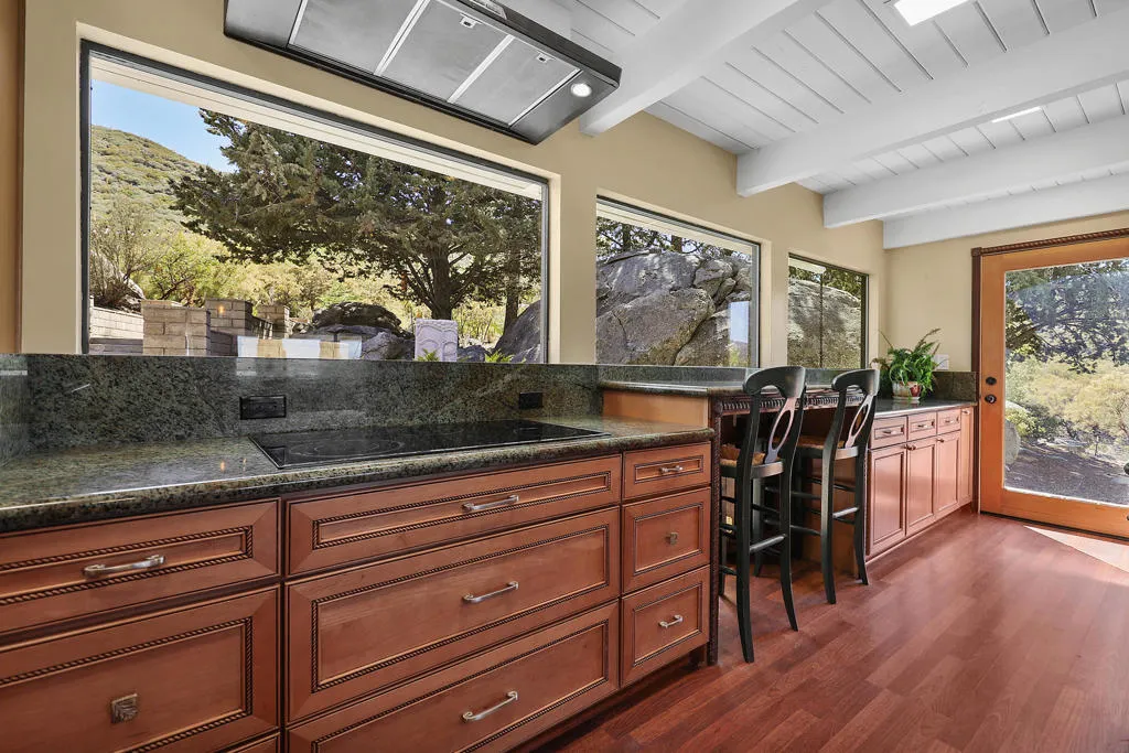67079 Ribbonwood Drive, Mountain Center, California 92561 home-pic-24