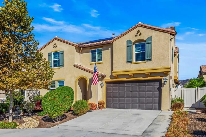 10664 Sandy Creek Drive, Santee, California 92071
