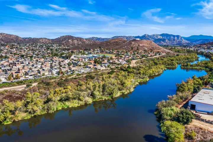 10664 Sandy Creek Drive, Santee, California 92071