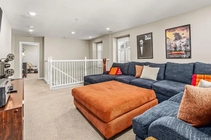10664 Sandy Creek Drive, Santee, California 92071