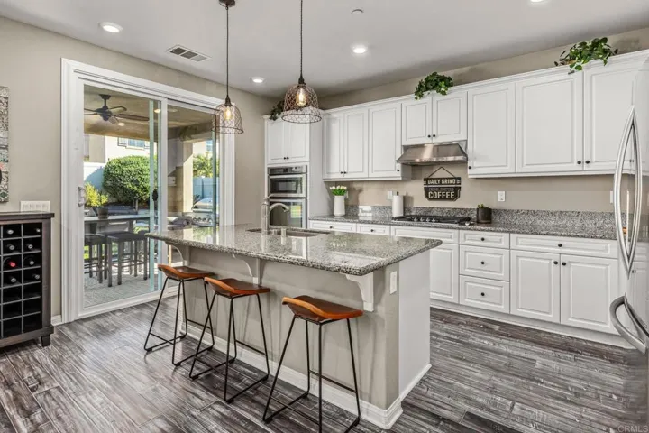10664 Sandy Creek Drive, Santee, California 92071