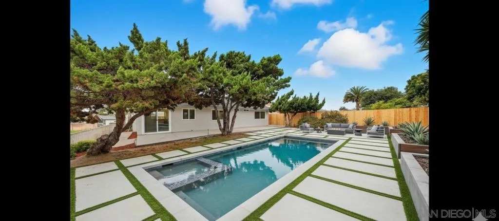 1325 First Ave, Chula Vista, California 91911 home-pic-36