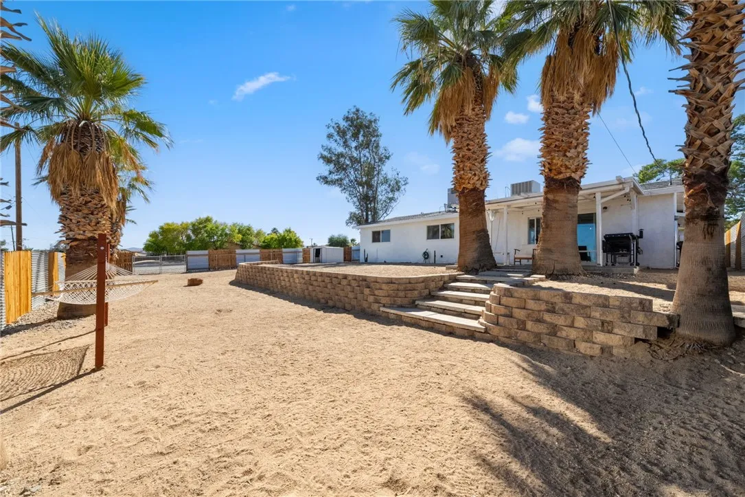 73904 Playa Vista Drive, 29 Palms, California 92277 home-pic-23