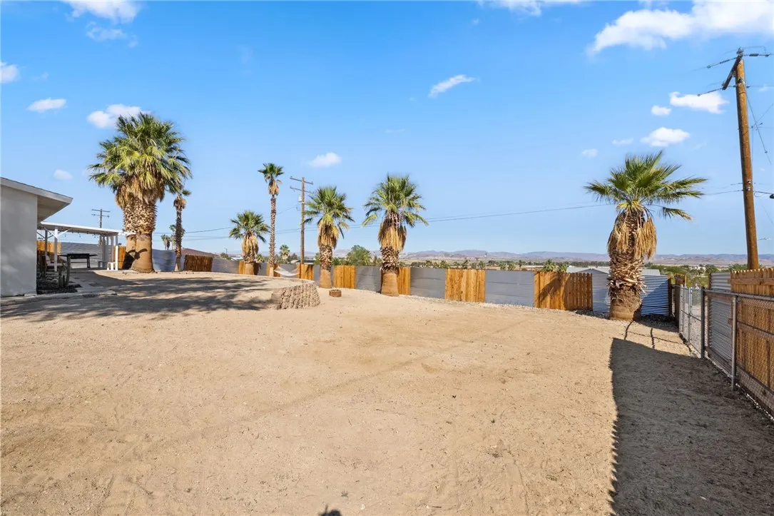 73904 Playa Vista Drive, 29 Palms, California 92277 home-pic-20