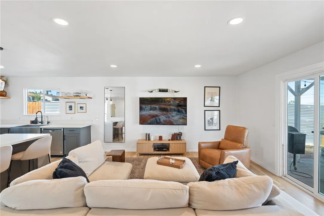 73904 Playa Vista Drive, 29 Palms, California 92277 home-pic-10