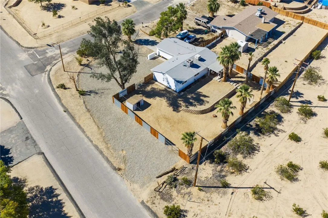 73904 Playa Vista Drive, 29 Palms, California 92277 home-pic-30
