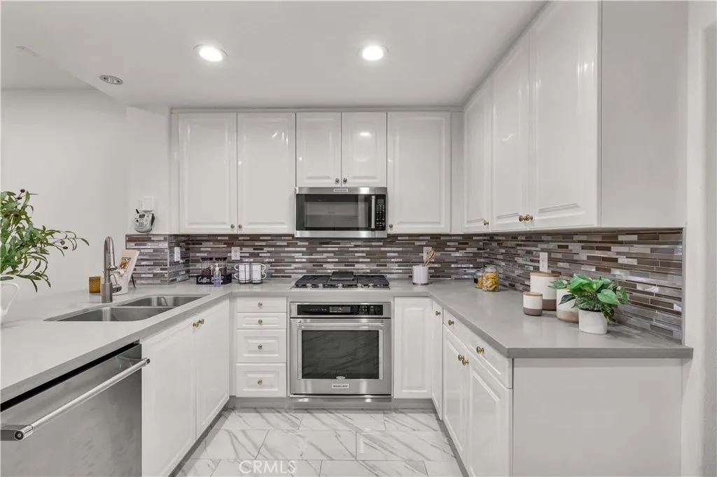 236 Calle Rosa, San Dimas, California 91773 home-pic-10