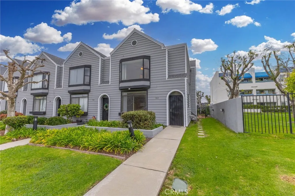 3913 Candlewood Street, Lakewood, California 90712 home-pic-5