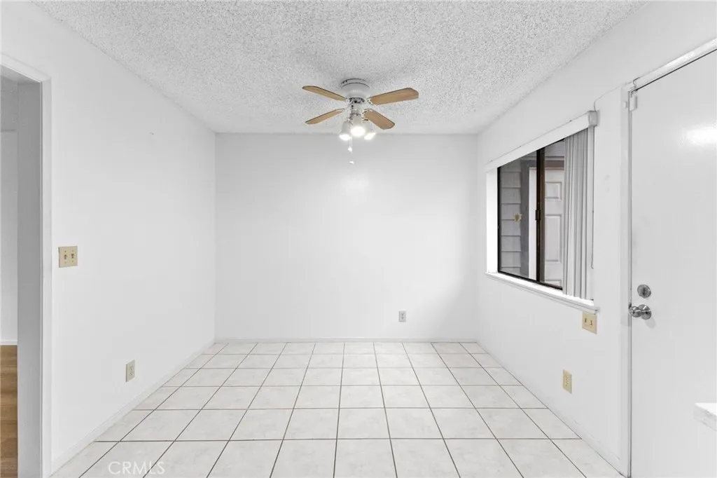 3913 Candlewood Street, Lakewood, California 90712 home-pic-17