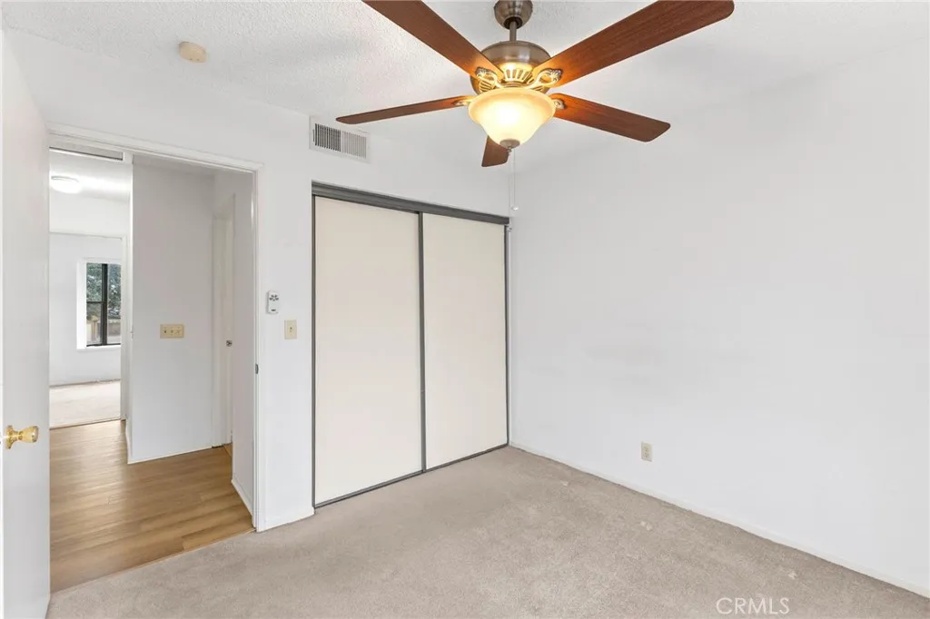 3913 Candlewood Street, Lakewood, California 90712 home-pic-38