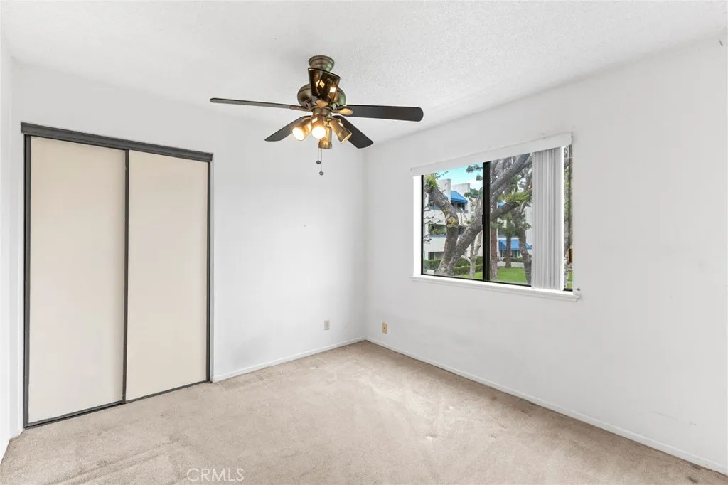3913 Candlewood Street, Lakewood, California 90712 home-pic-40