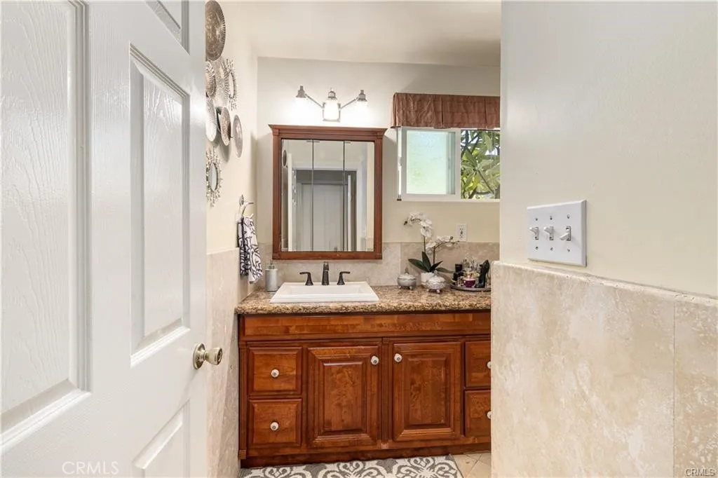 14327 Emory, Whittier, California 90605 home-pic-20