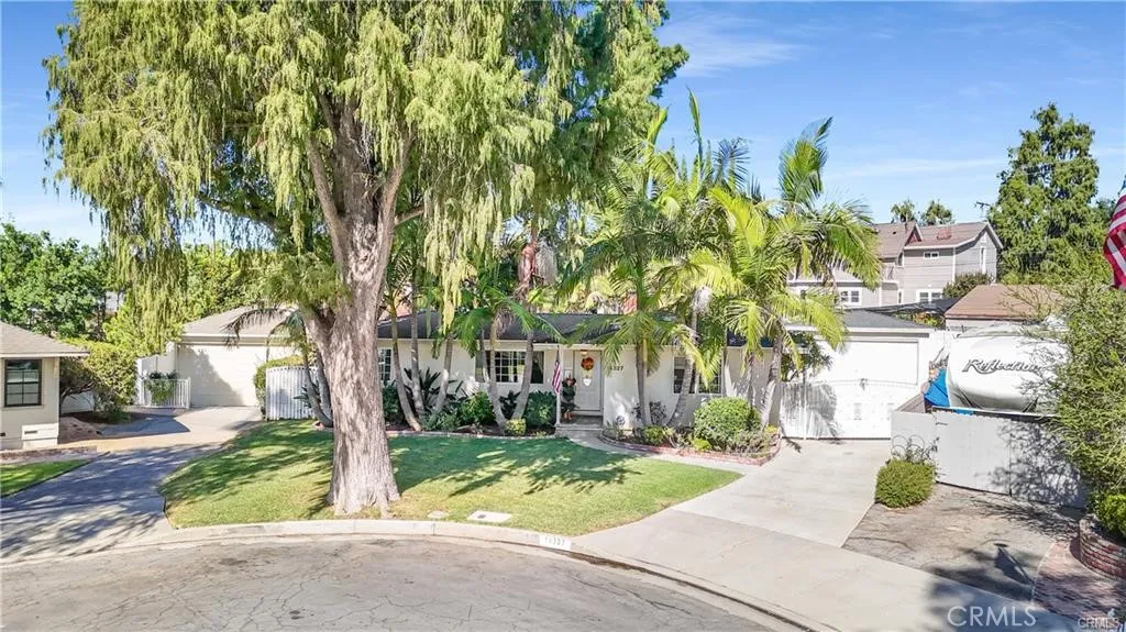 14327 Emory, Whittier, California 90605 home-pic-1