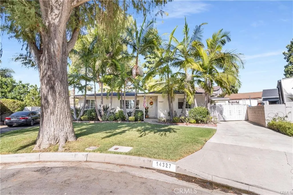 14327 Emory, Whittier, California 90605 home-pic-2