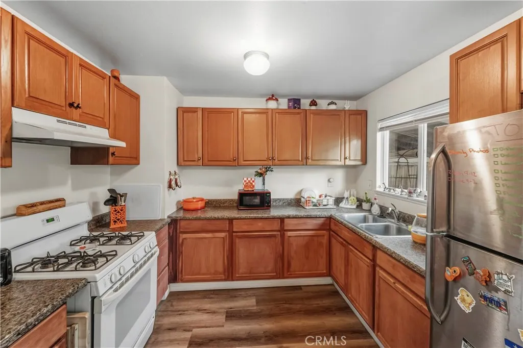 1820 Calico, Barstow, California 92311 home-pic-7