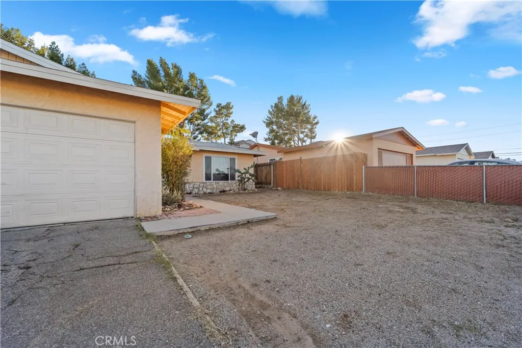 1820 Calico, Barstow, California 92311 home-pic-24