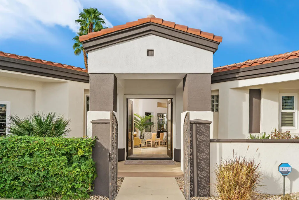 3 Adria Circle, Palm Desert, California 92211 home-pic-2