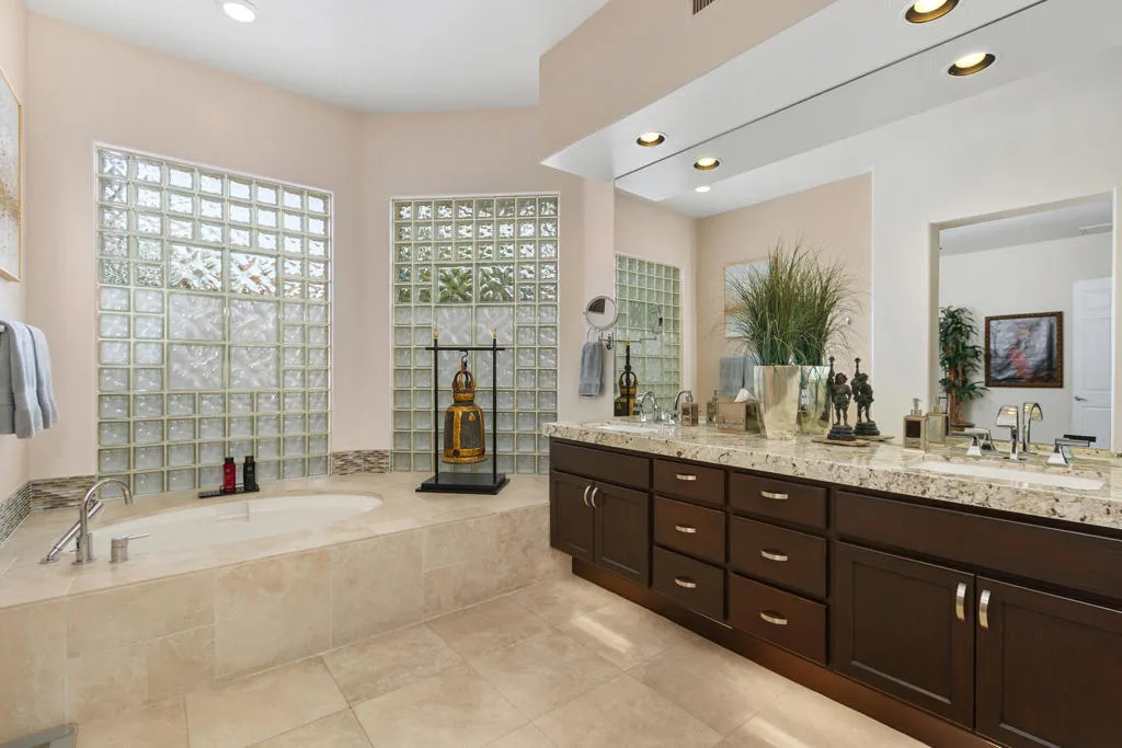 3 Adria Circle, Palm Desert, California 92211 home-pic-24