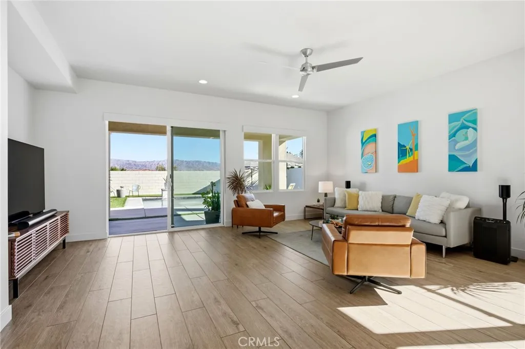 74376 Zeppelin, Palm Desert, California 92211 home-pic-9