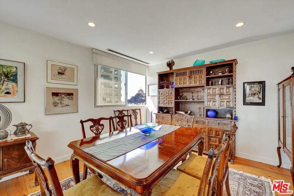 2160 Century Park East 1406, Los Angeles, California 90067 home-pic-33
