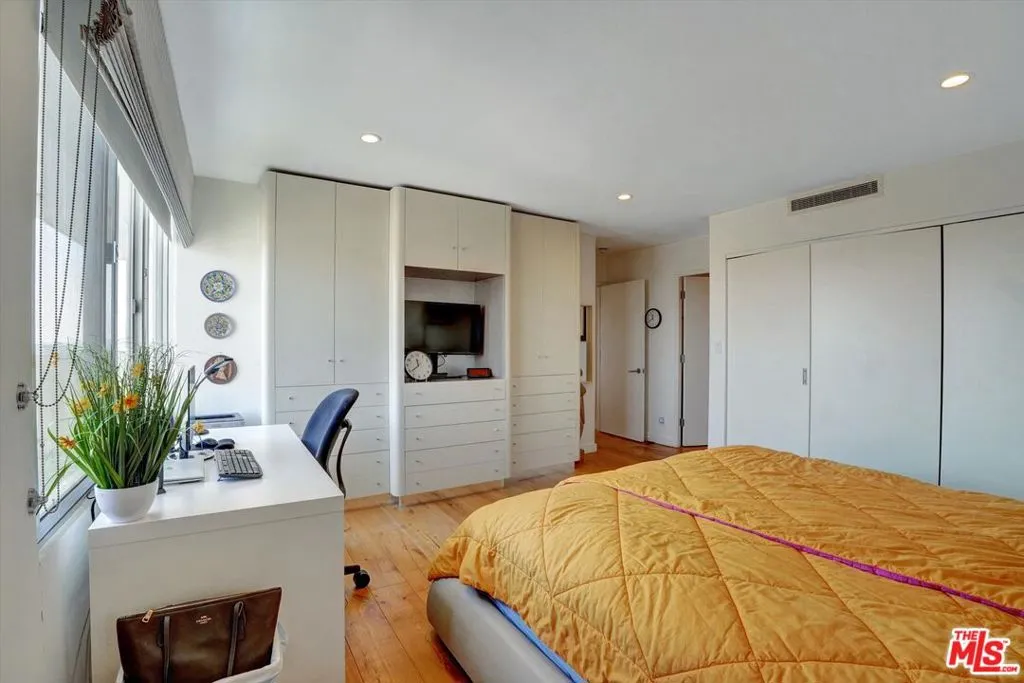 2160 Century Park East 1406, Los Angeles, California 90067 home-pic-45