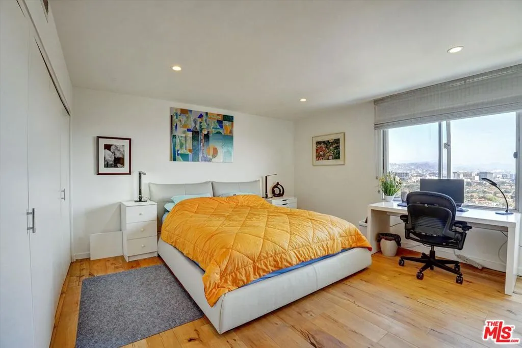 2160 Century Park East 1406, Los Angeles, California 90067 home-pic-39