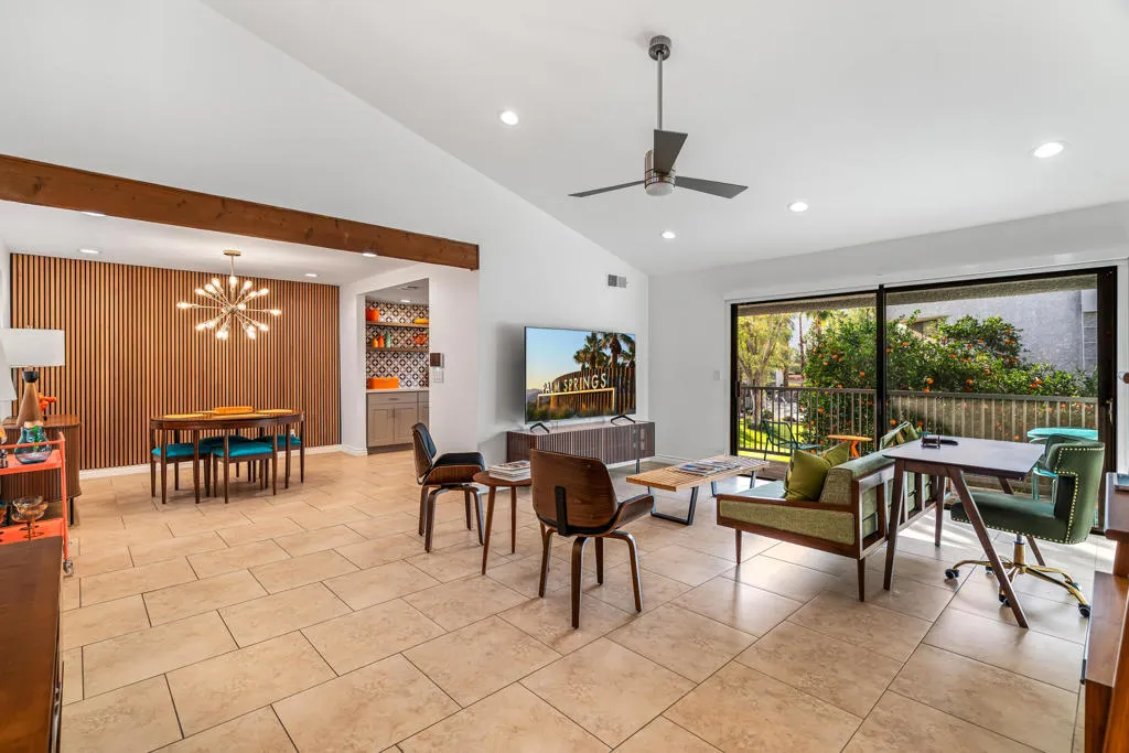 3155 E Ramon Road 904, Palm Springs, California 92264 home-pic-3