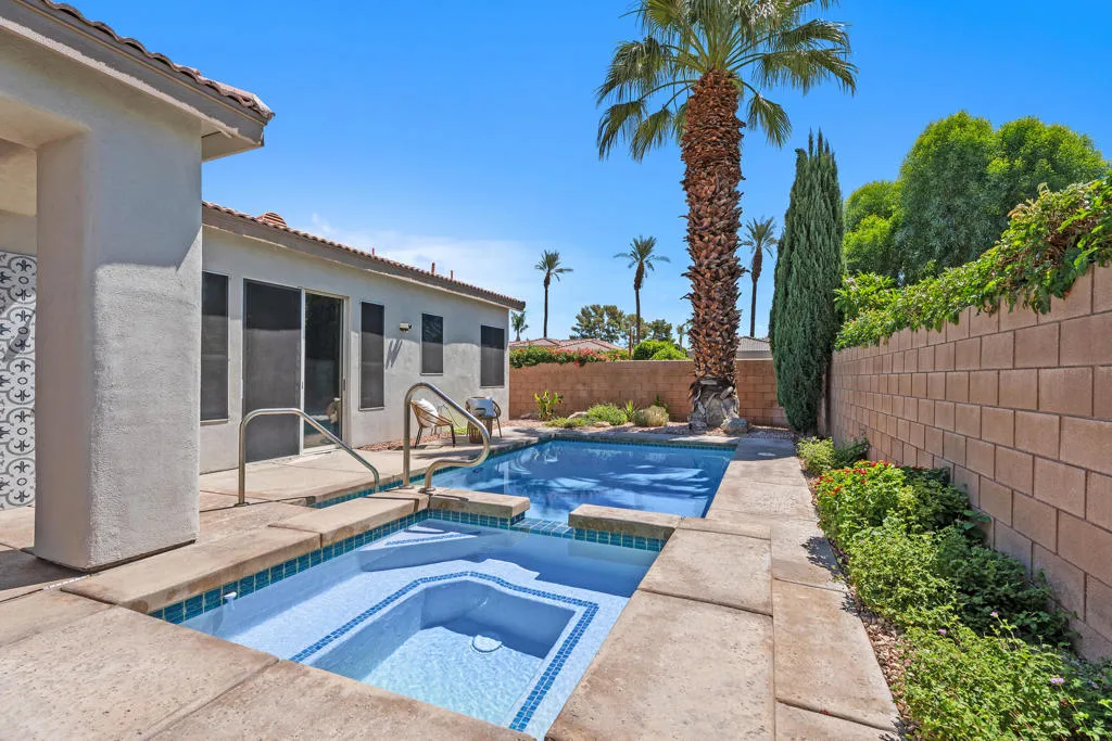 69467 Calle Raphael, Cathedral City, California 92234 home-pic-35