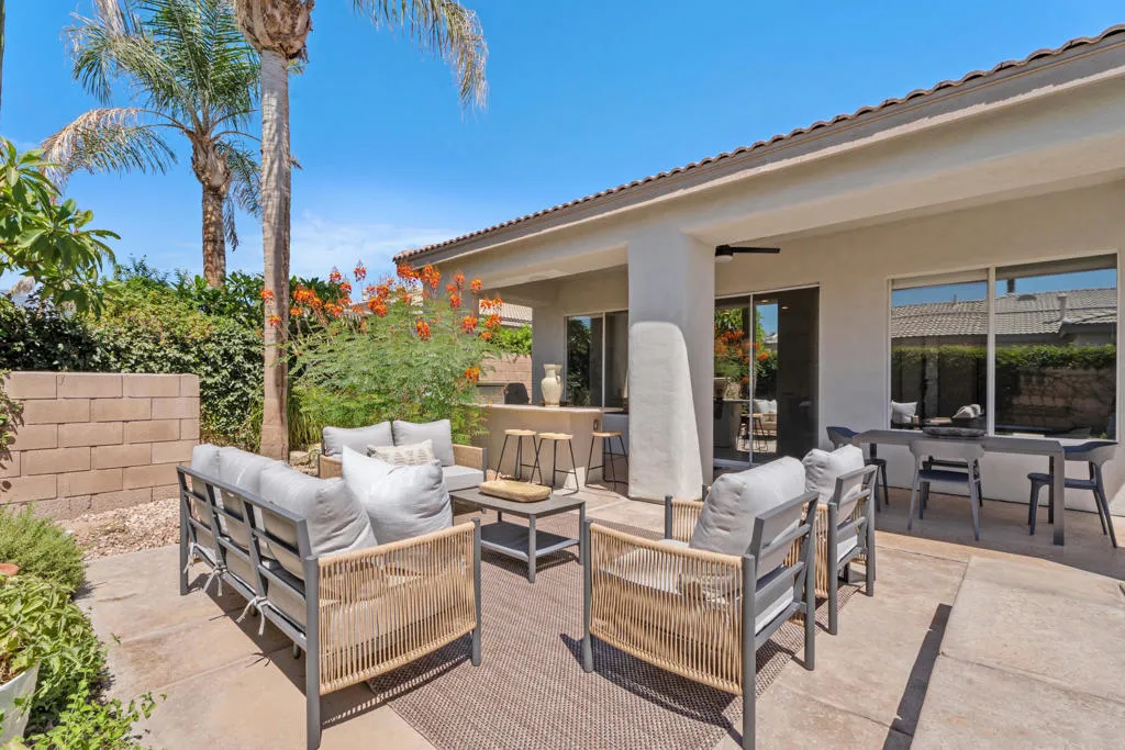 69467 Calle Raphael, Cathedral City, California 92234 home-pic-32