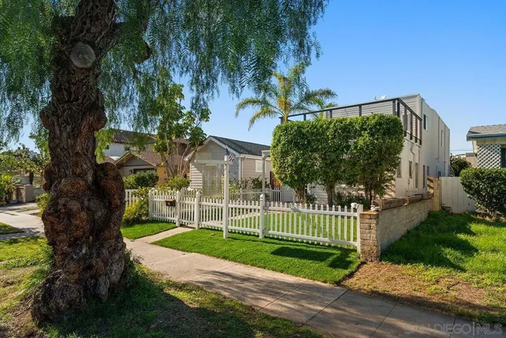 812 H Ave, Coronado, California 92118