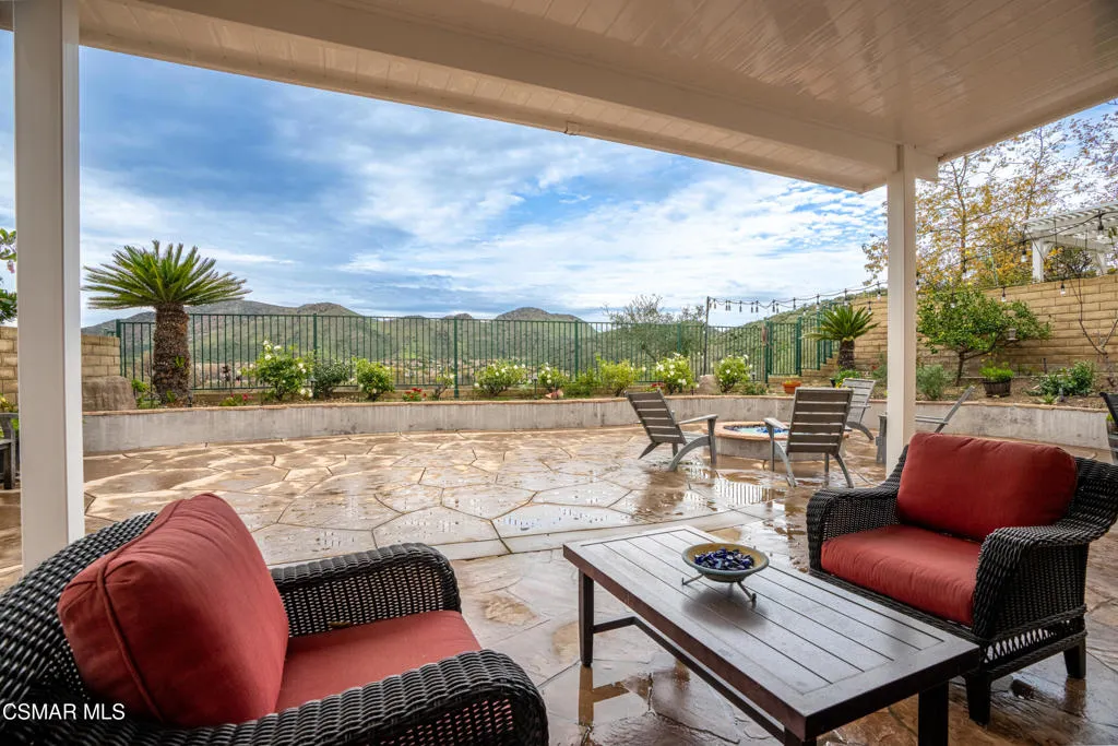 4501 Camino De Las Estrellas, Newbury Park, California 91320 home-pic-33