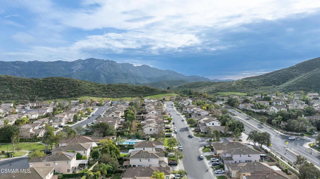 4501 Camino De Las Estrellas, Newbury Park, California 91320 home-pic-35