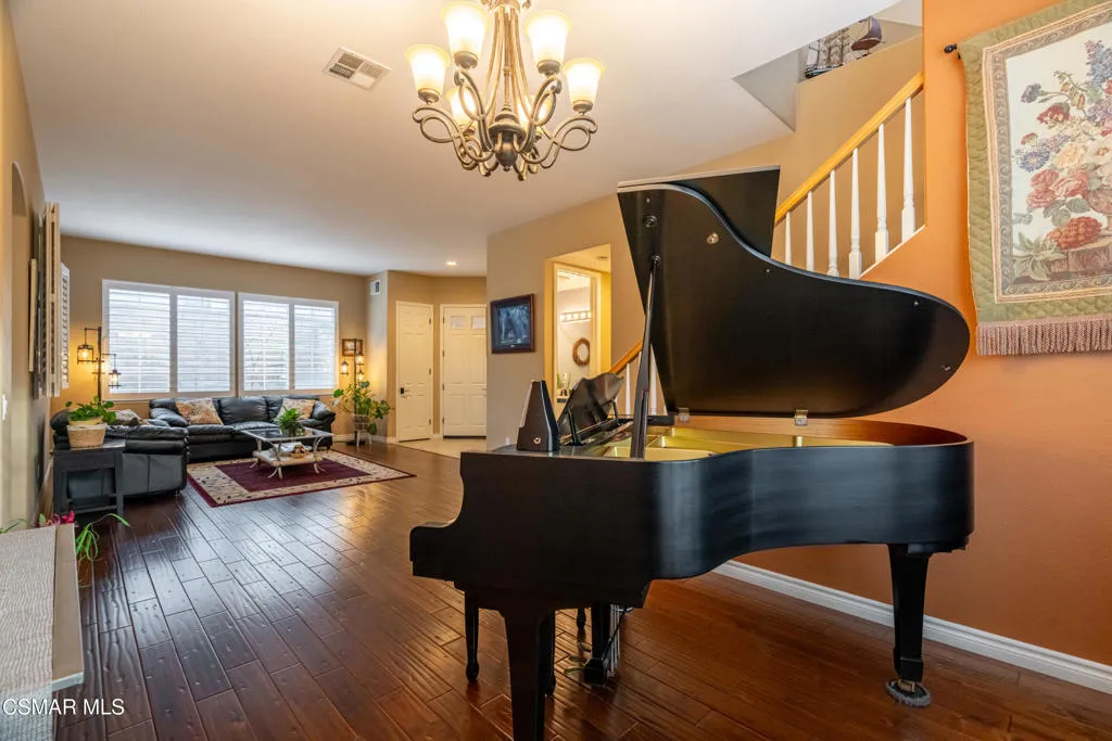 4501 Camino De Las Estrellas, Newbury Park, California 91320 home-pic-12