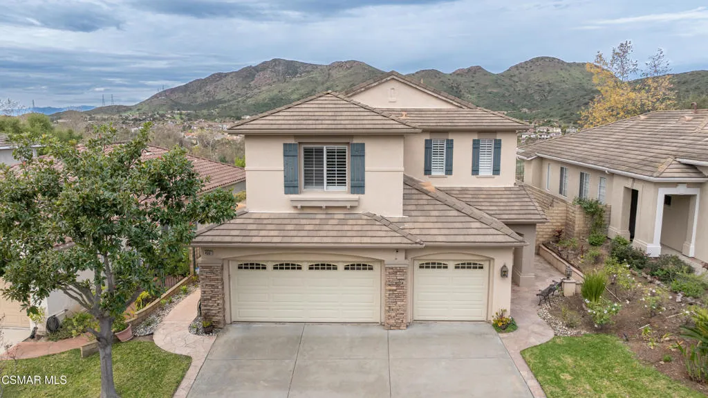 4501 Camino De Las Estrellas, Newbury Park, California 91320 home-pic-1