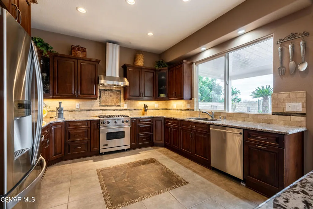 4501 Camino De Las Estrellas, Newbury Park, California 91320 home-pic-4