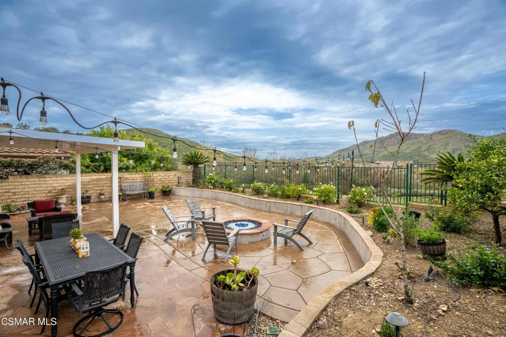 4501 Camino De Las Estrellas, Newbury Park, California 91320 home-pic-27