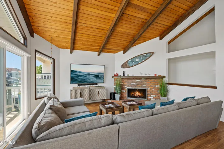 333 melrose - living room MLS-5