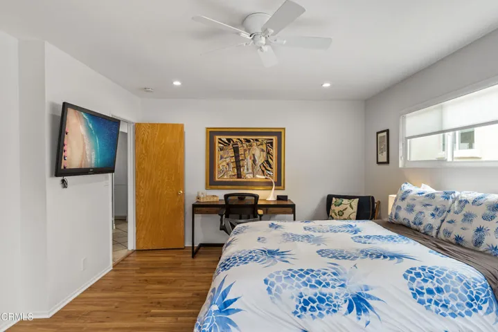 333 melrose Dr bedrooms-5