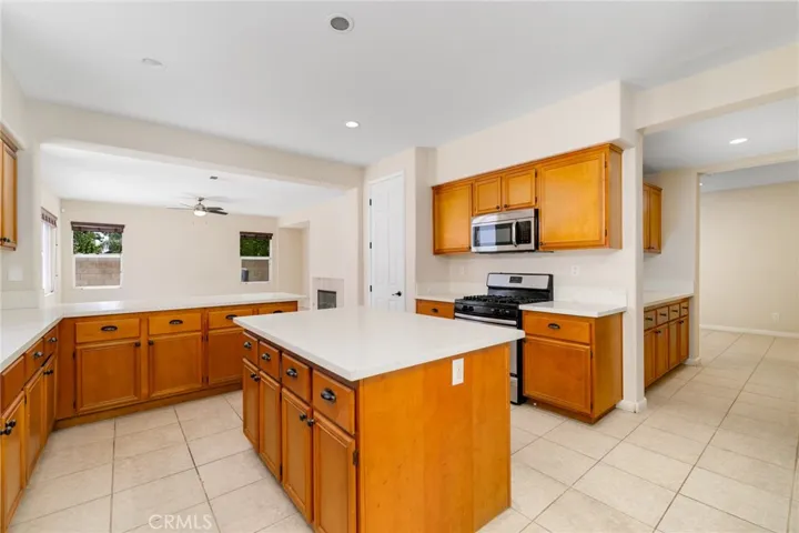 27297 Honey Scented, Moreno Valley, California 92555