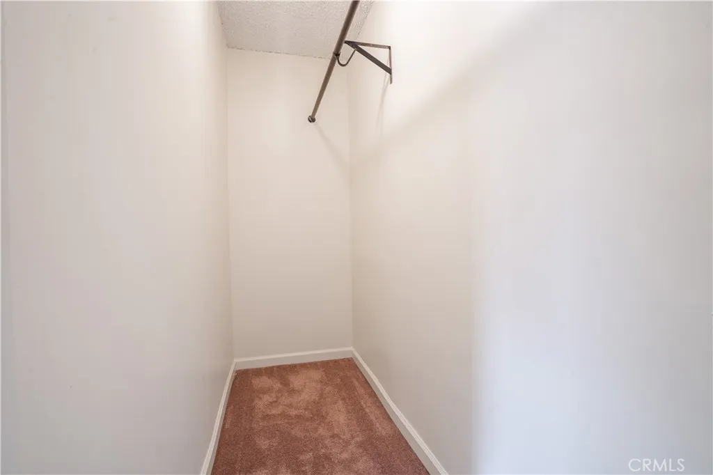 11018 Woodley, Granada Hills, California 91344 home-pic-23