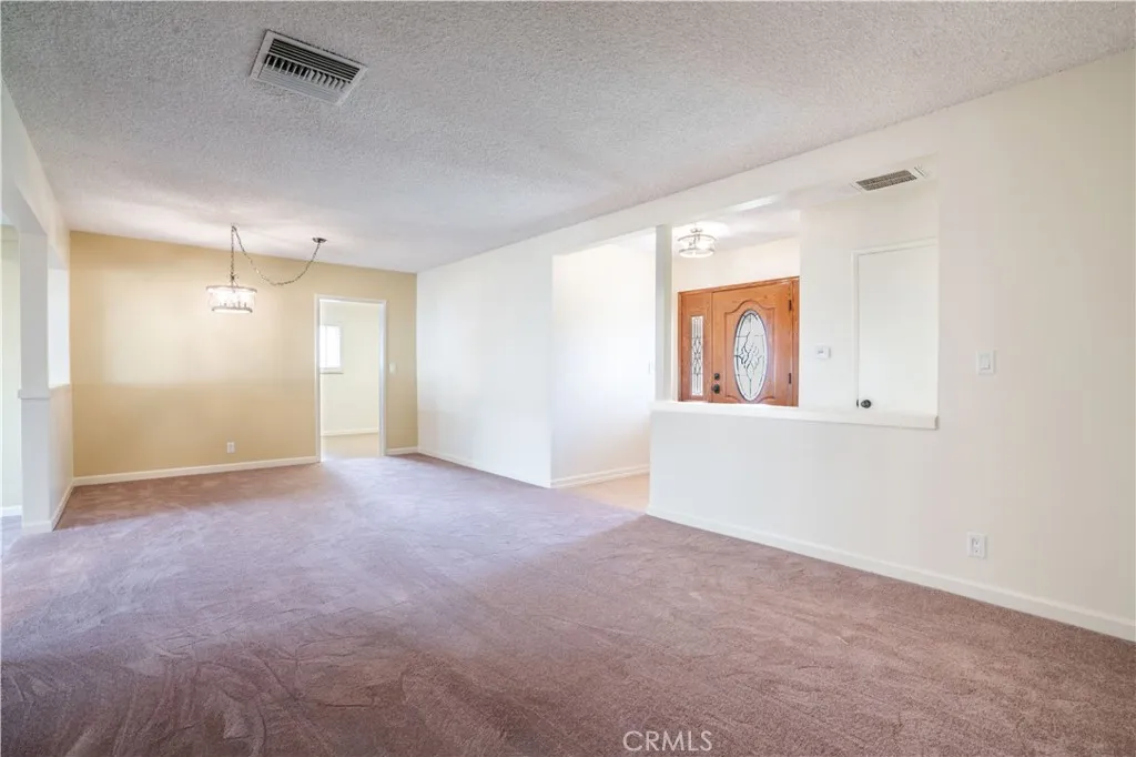 11018 Woodley, Granada Hills, California 91344 home-pic-5