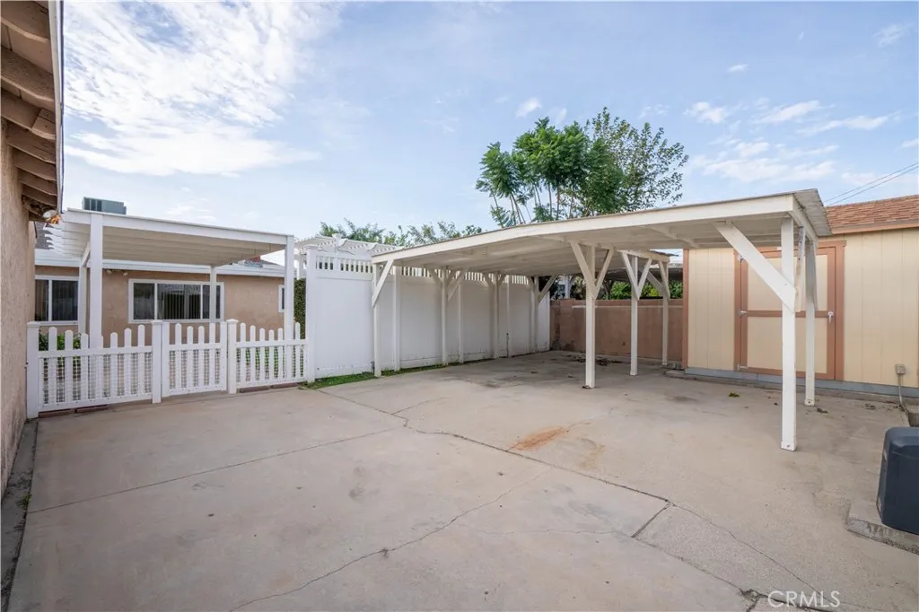11018 Woodley, Granada Hills, California 91344 home-pic-28