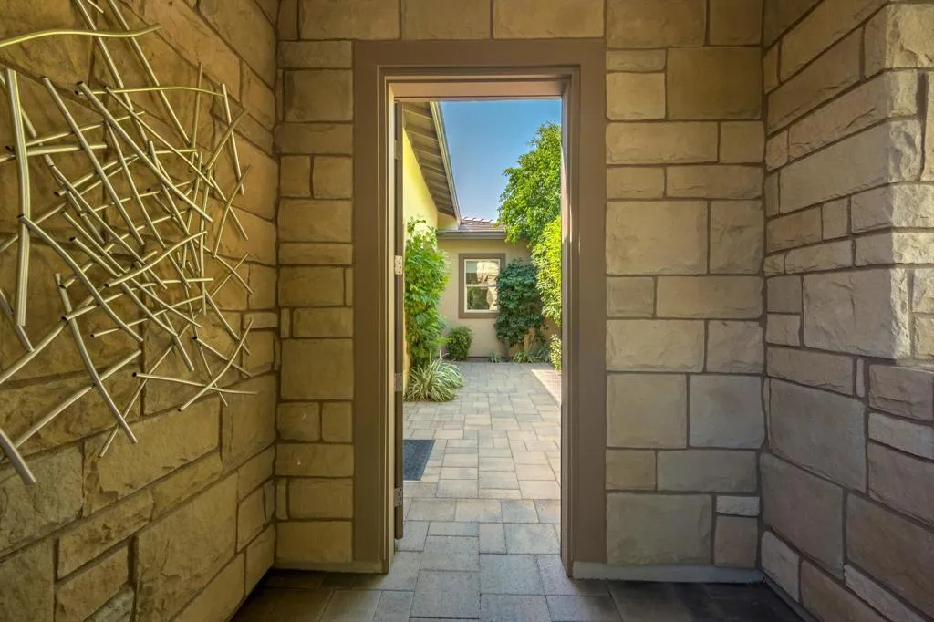 51245 Charlbury Street, Indio, California 92201 home-pic-14