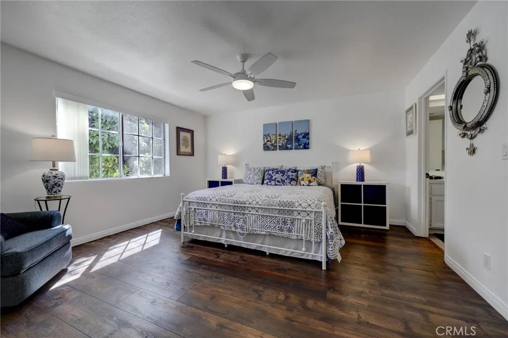 4249 Longridge Avenue, Studio City, California 91604 home-pic-13
