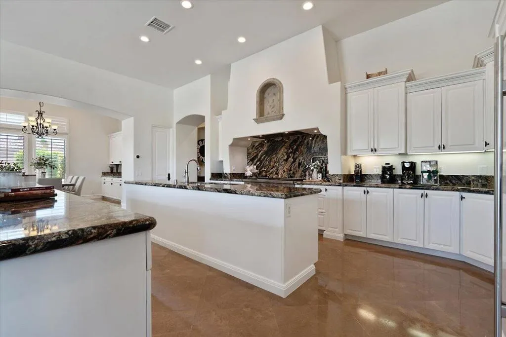 54180 Alysheba Drive, La Quinta, California 92253 home-pic-36