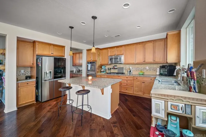 Kitchen also has a nook that's perfect for a home office.
