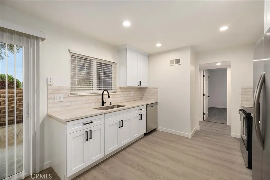 42935 15th Street W 9, Lancaster, California 93534 home-pic-7