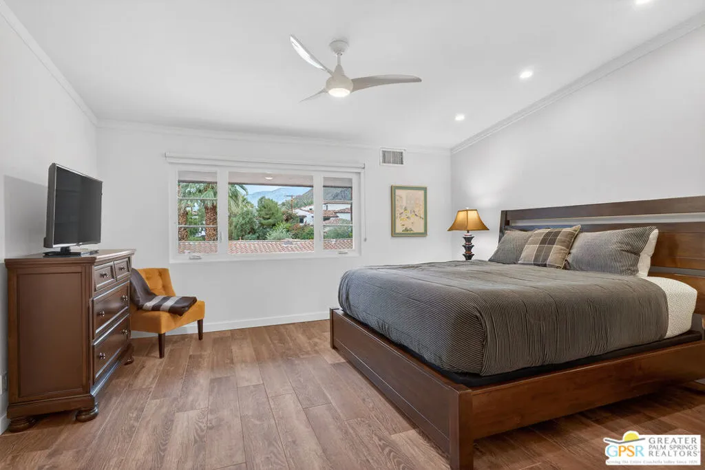 305 W Arenas Road 3a, Palm Springs, California 92262 home-pic-31