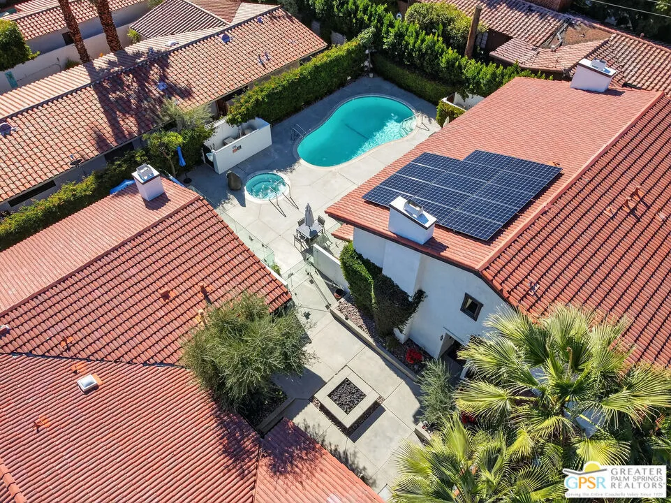 305 W Arenas Road 3a, Palm Springs, California 92262 home-pic-17